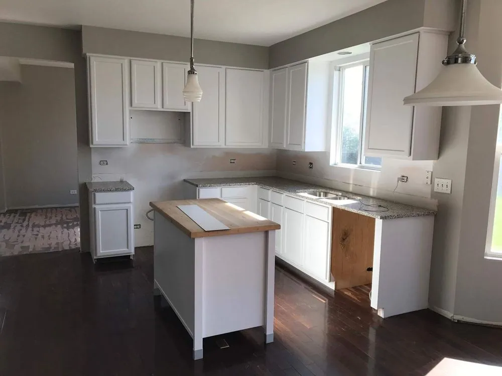 Slide of Krysti Design Painting