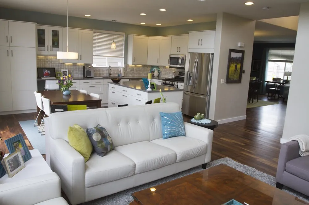 Slide of Ks Electric