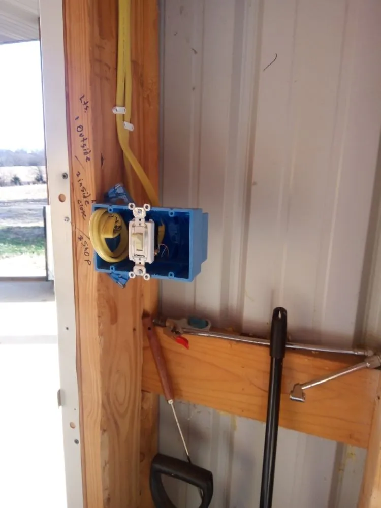 Licensed electrician providing emergency electrical service in Gentry, MO - KT Electric