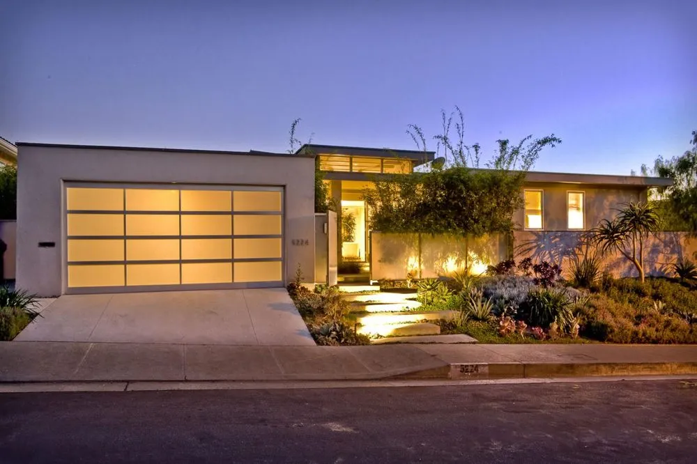 Slide of KTE Electric