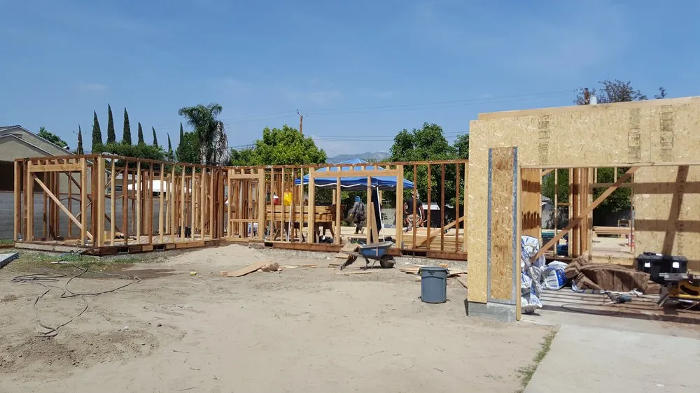 Slide of KTE Electric