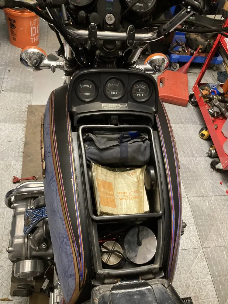 Slide of KTL Customs