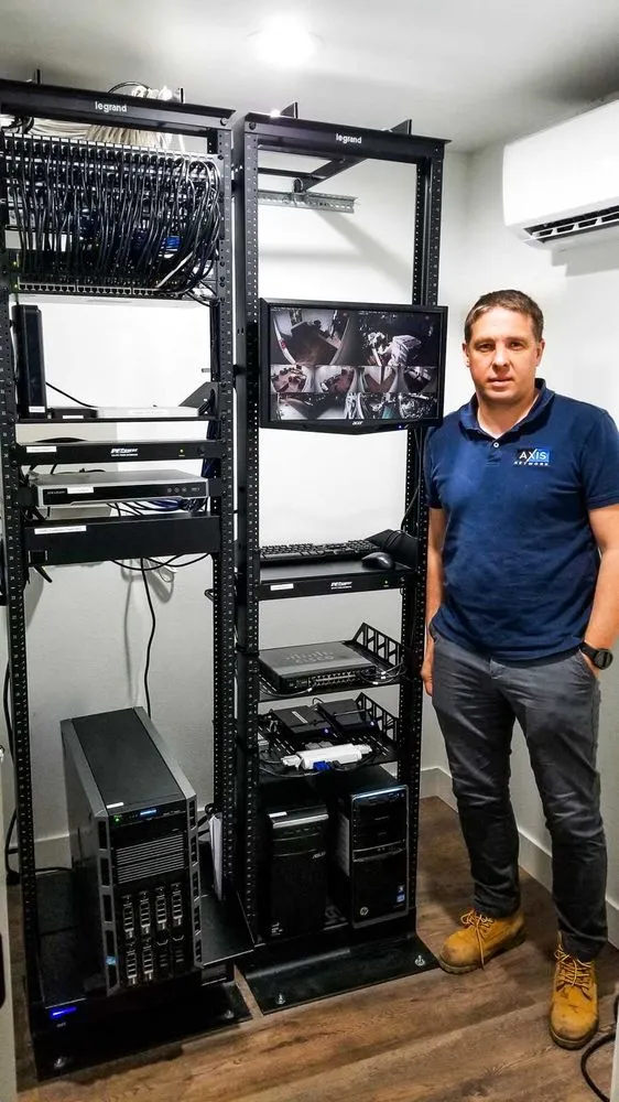 Slide of Kudox Network Commercial