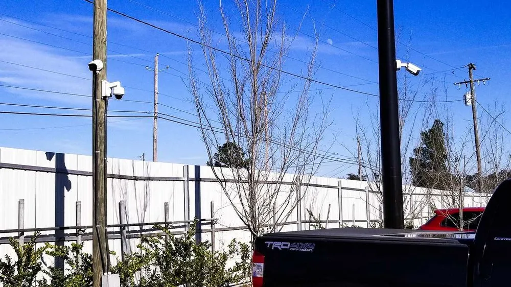 Expert emergency electrical service in ,  by Kudox Network Commercial