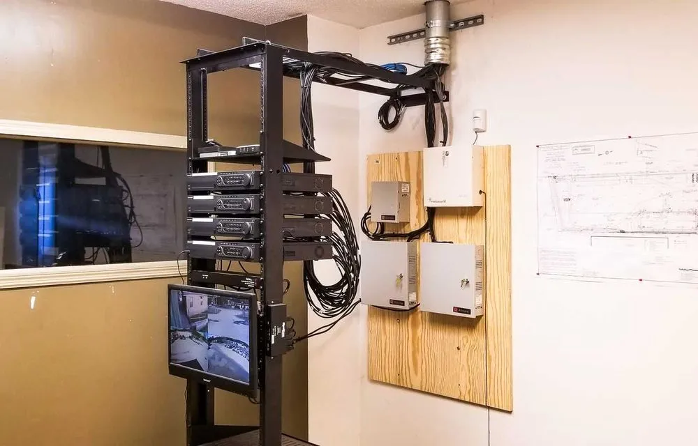 Slide of Kudox Network Commercial