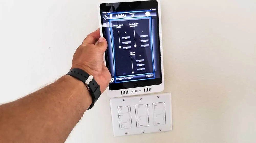 Slide of Kudox Network Commercial