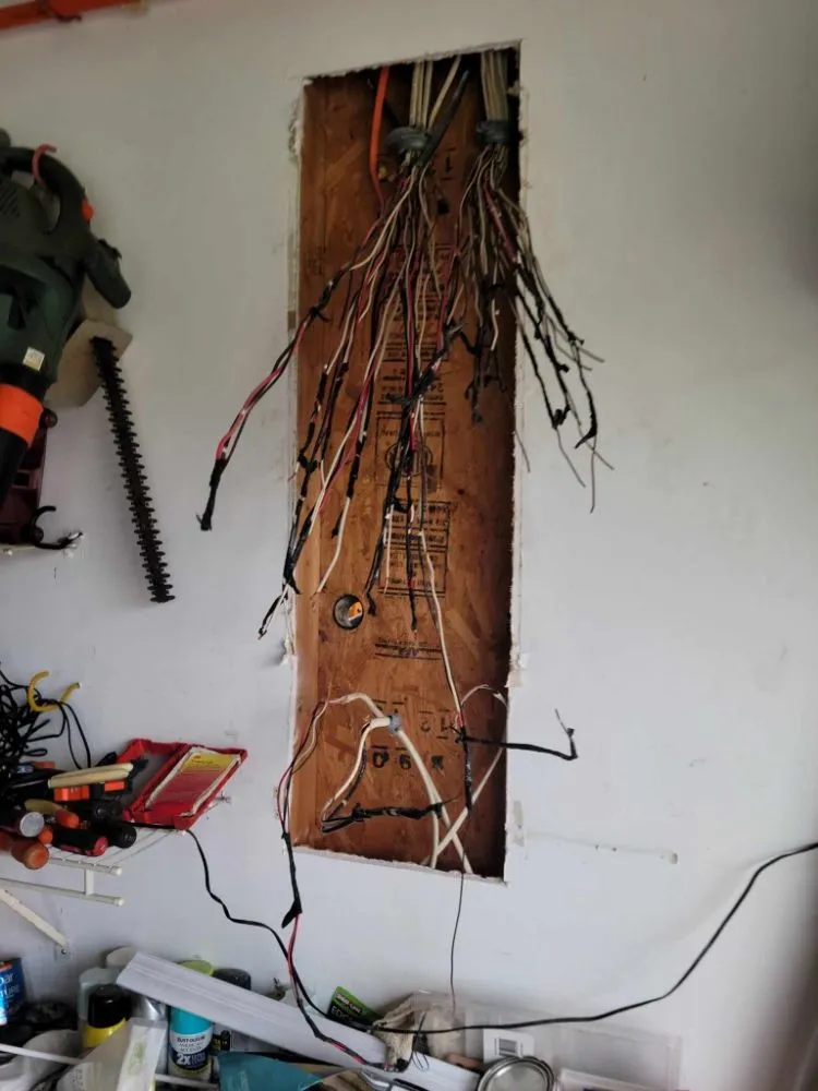 Slide of Kudzu Electrical Contractors