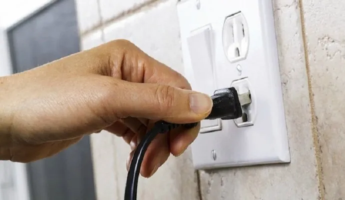 Slide of Kuehl Electric Services