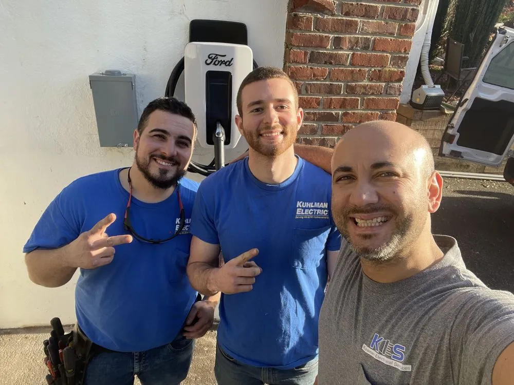 Expert circuit breaker repair service in North Billerica, MA - Kuhlman Electric