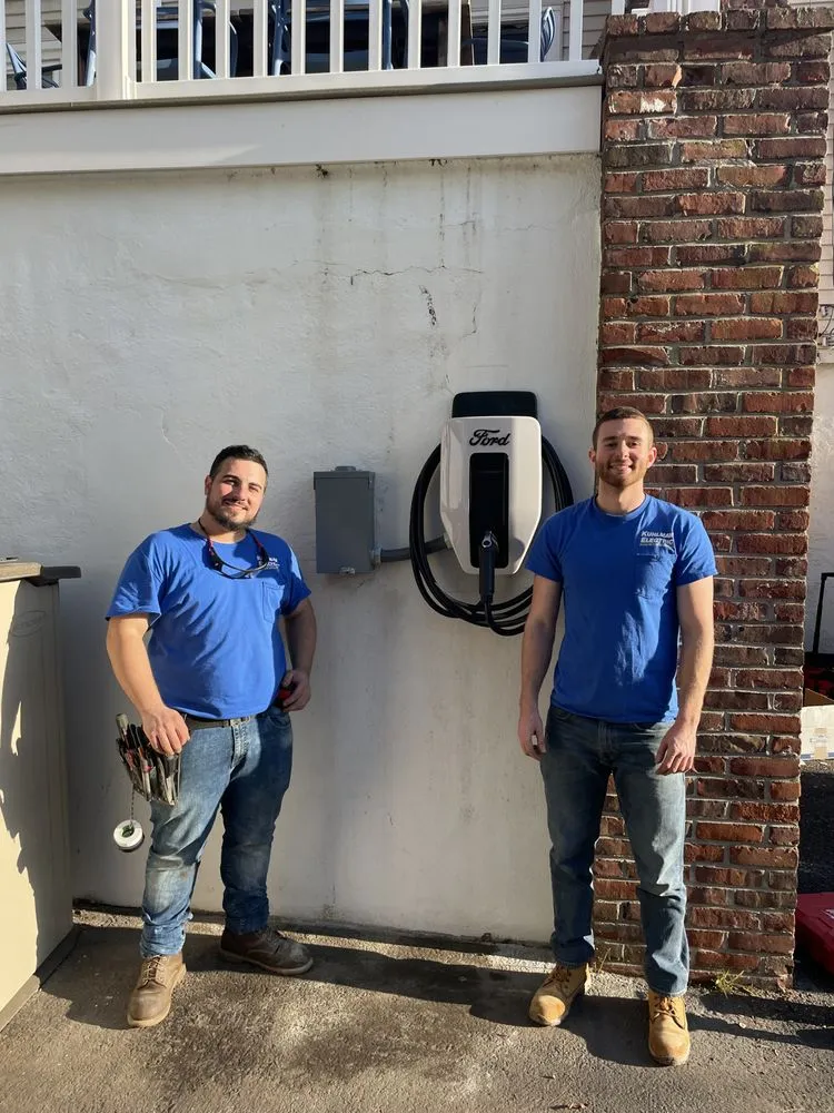 Certified electrician providing circuit breaker repair in North Billerica, MA - Kuhlman Electric