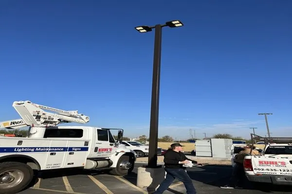 Kuhl’s Electric & Service Logo