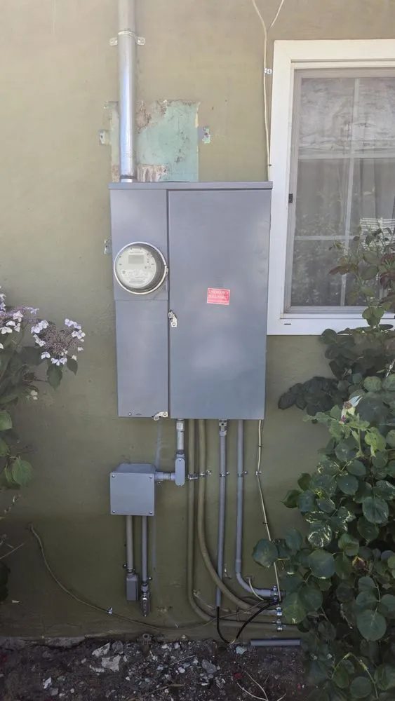 Professional emergency electrical service experts serving , - Kundin Electric