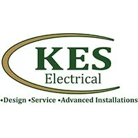 Licensed electrician providing circuit breaker repair in , 