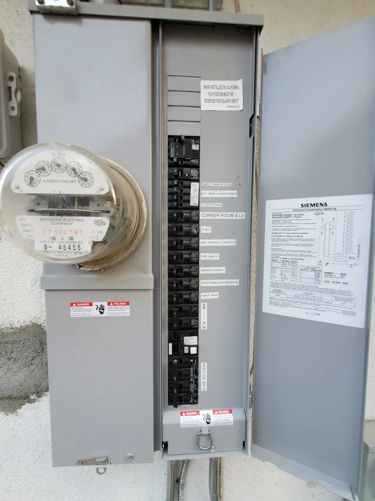 Reliable lighting installation experts serving Sylmar, CA - Kussman Electric