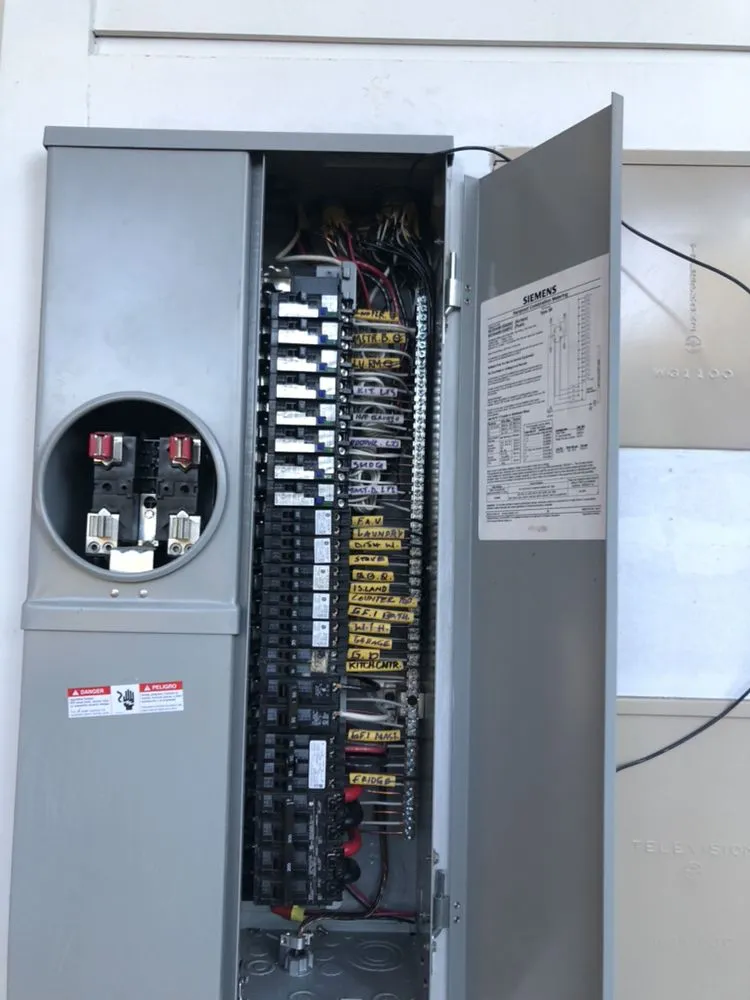 Professional electrician providing electrical repair in Sylmar, CA - Kussman Electric