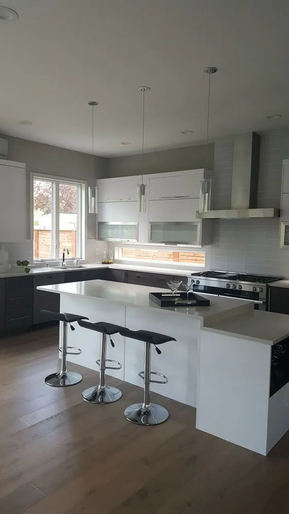 Slide of Kwality Electric