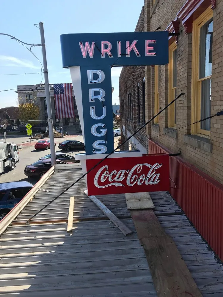 Slide of Kyle Abee Signs