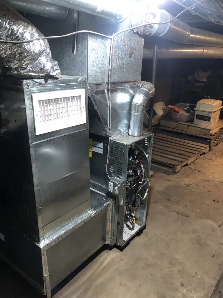 Slide of Kyle Yahnian Journeyman Electrician