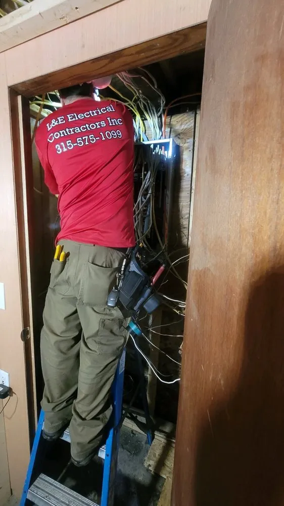 Slide of L & E Electrical Contractors