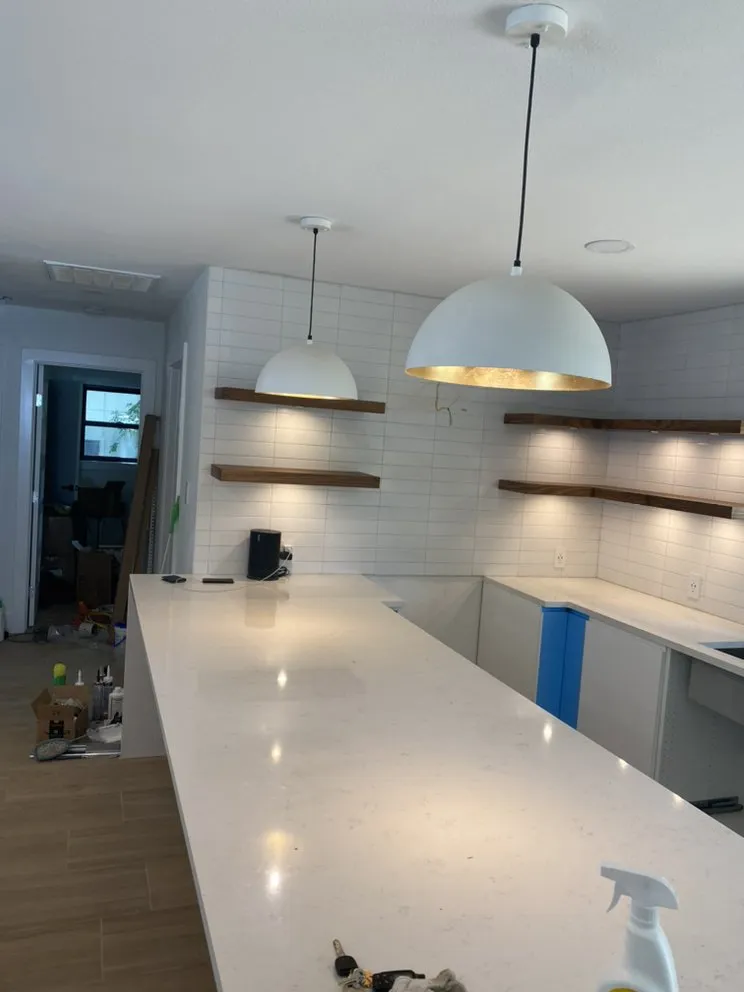 Licensed electrician providing emergency electrical service in Del Valle, TX - L & R Electrical Contractors