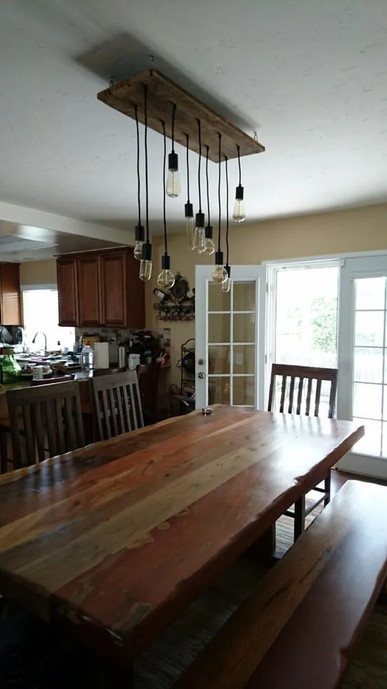 Slide of L & R Electrical Services