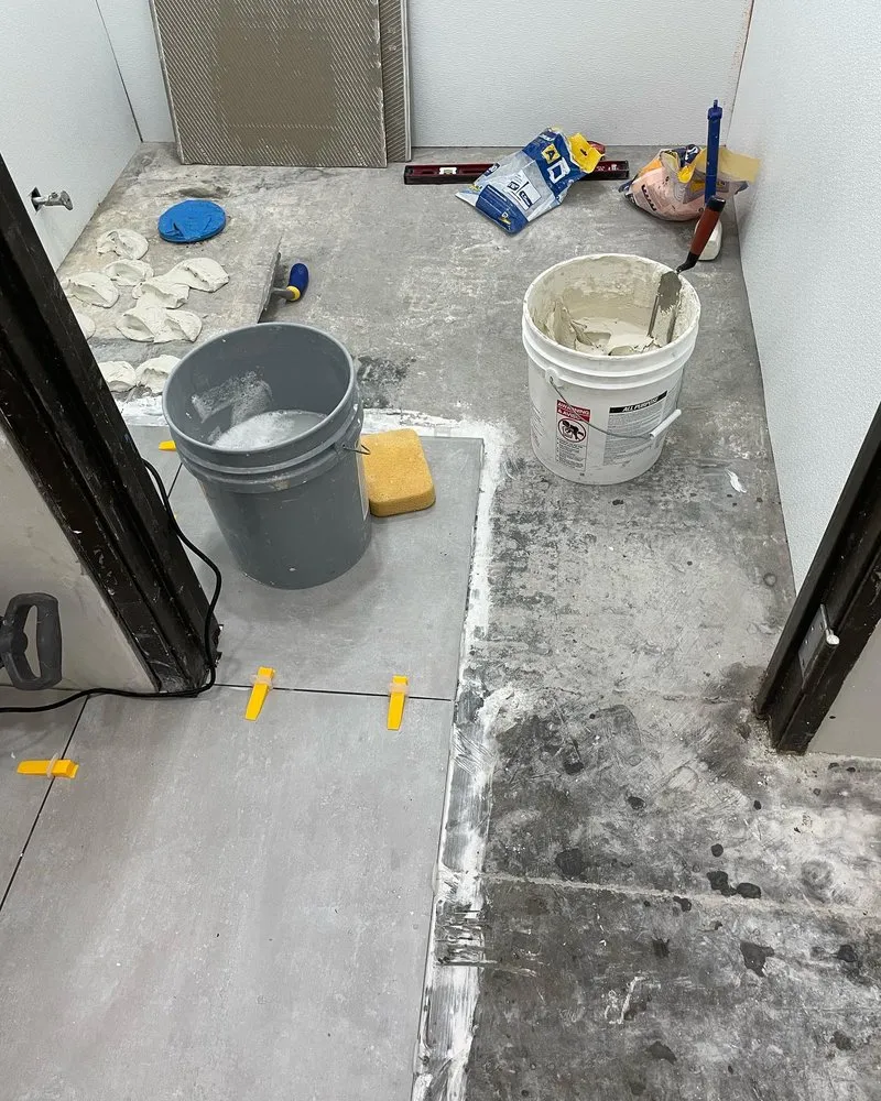 Licensed circuit breaker repair service in St. Petersburg, FL - La Chavela