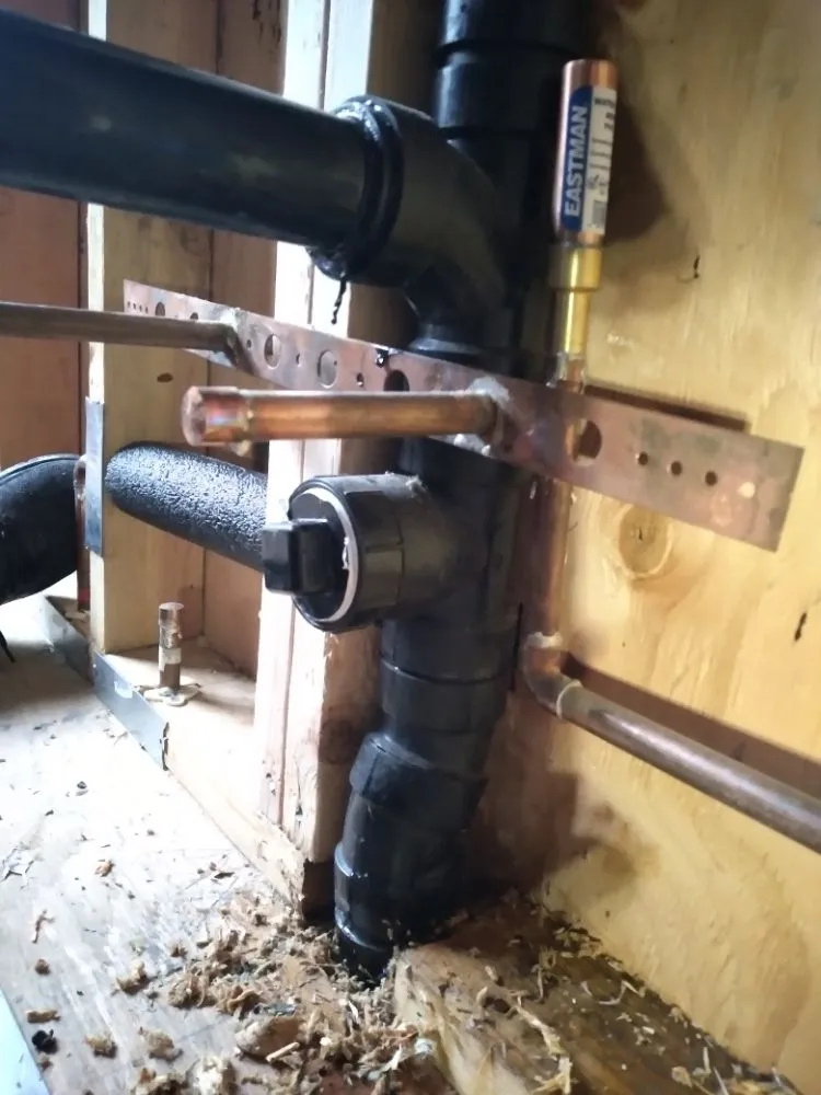 Slide of La Electrical & Plumbing