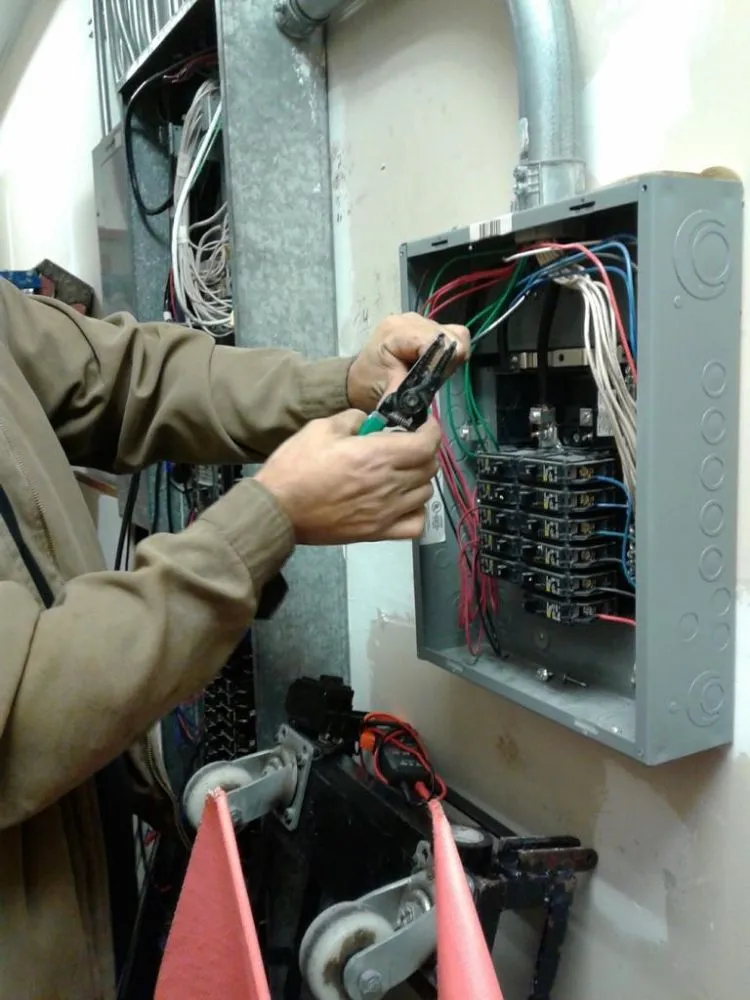 Slide of La Electrical & Plumbing