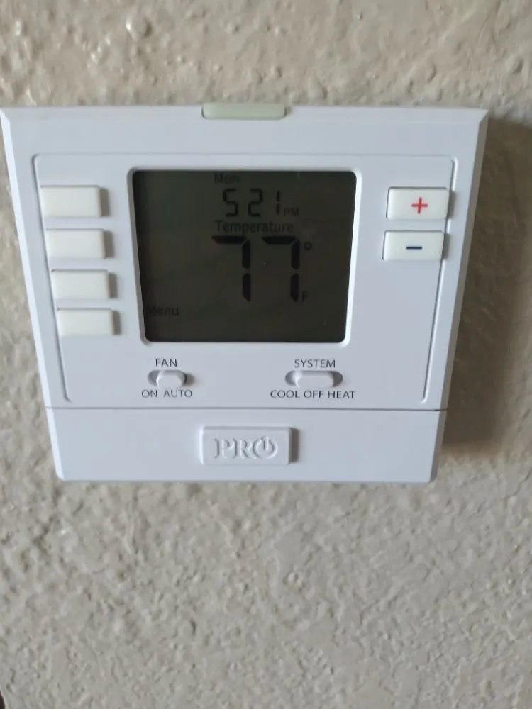 Slide of La Electrical & Plumbing