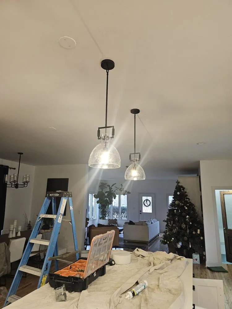 Slide of La Mantia Electric