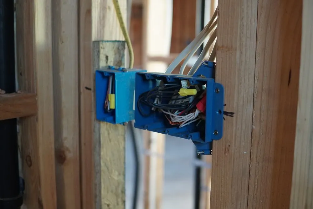 Affordable electrician providing electrical repair in Sun Valley, CA - LA Pro Electrical