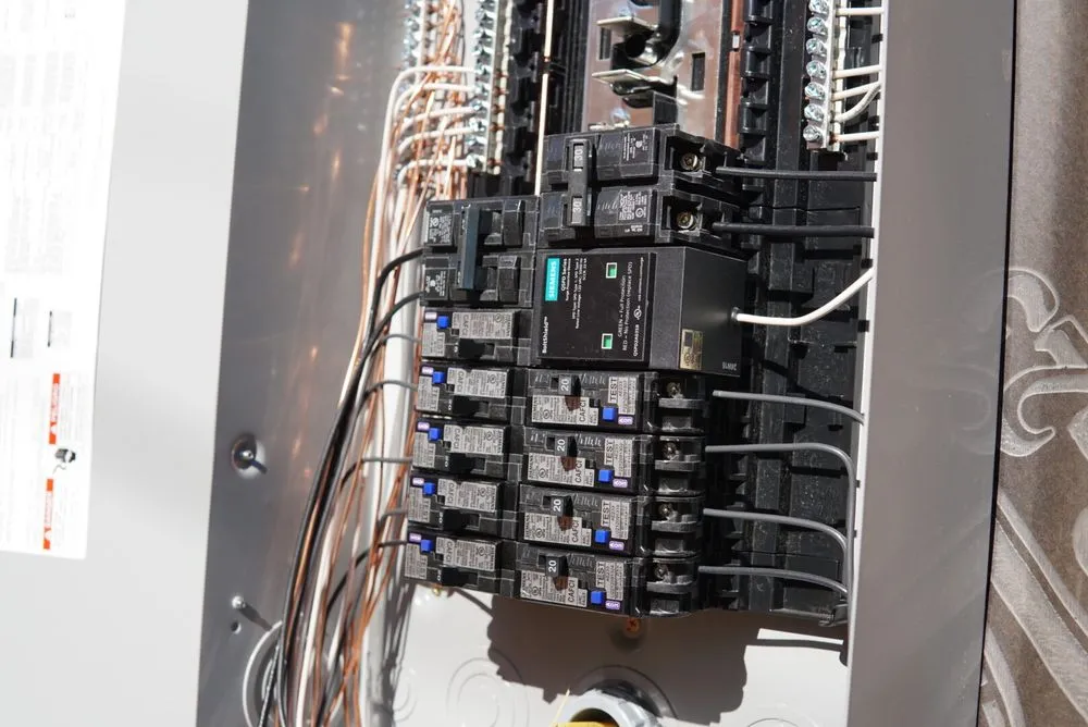 Affordable electrician providing panel upgrade in Sun Valley, CA - LA Pro Electrical