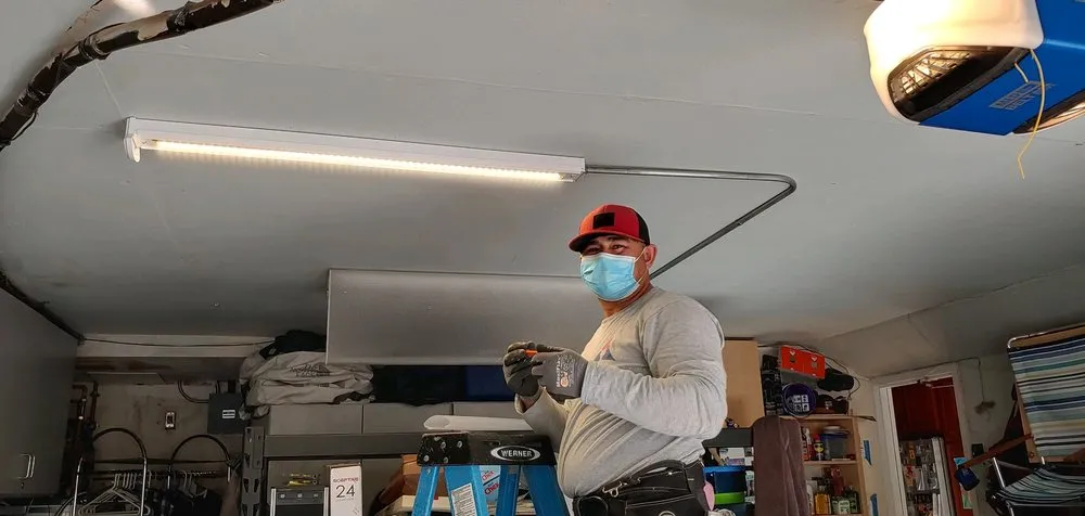 Slide of LAC Electric