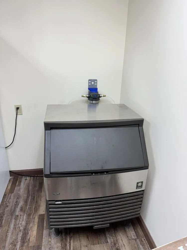 Slide of Lachneys Electrical & Refrigeration