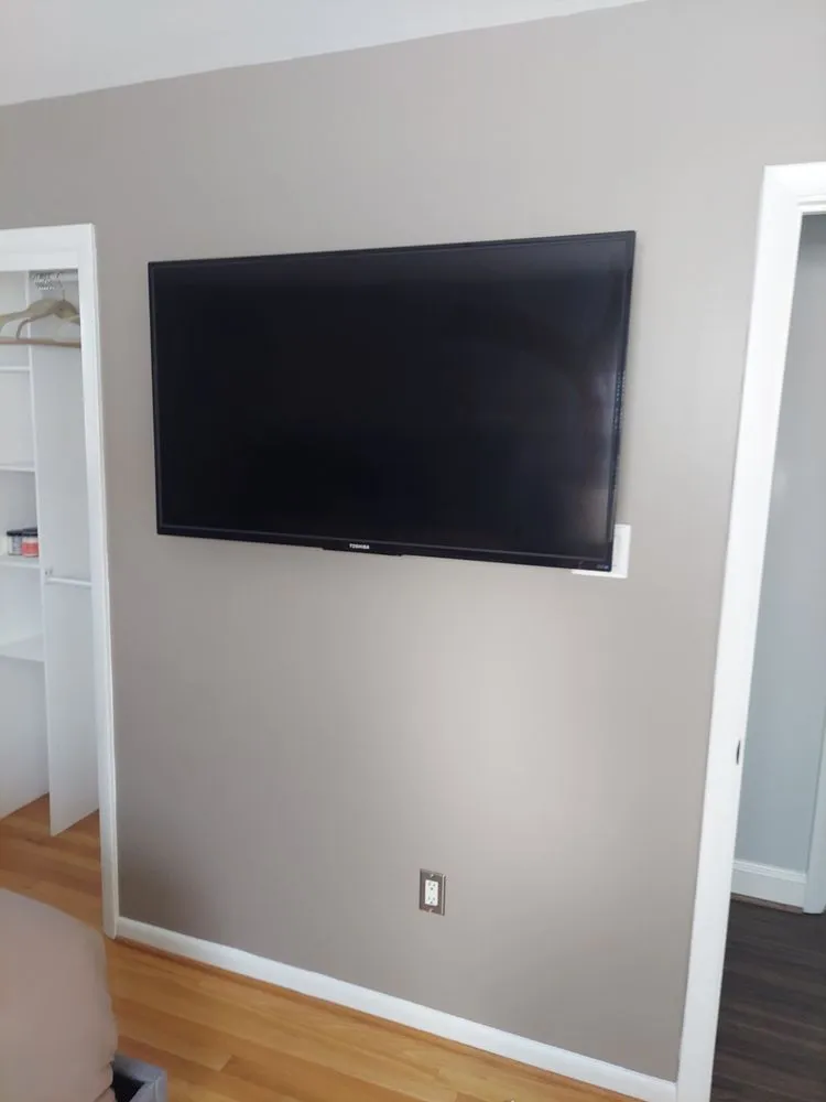 Slide of LAD Macs Lighting