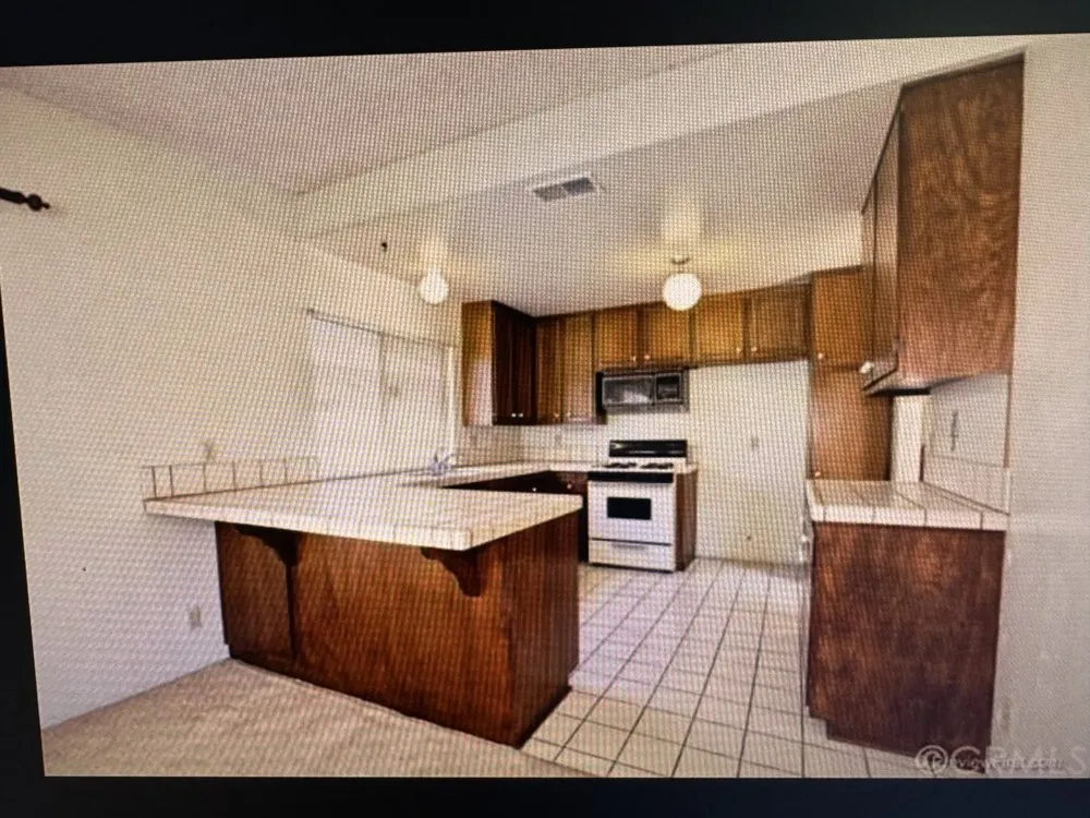 Slide of Ladd Pro Builders