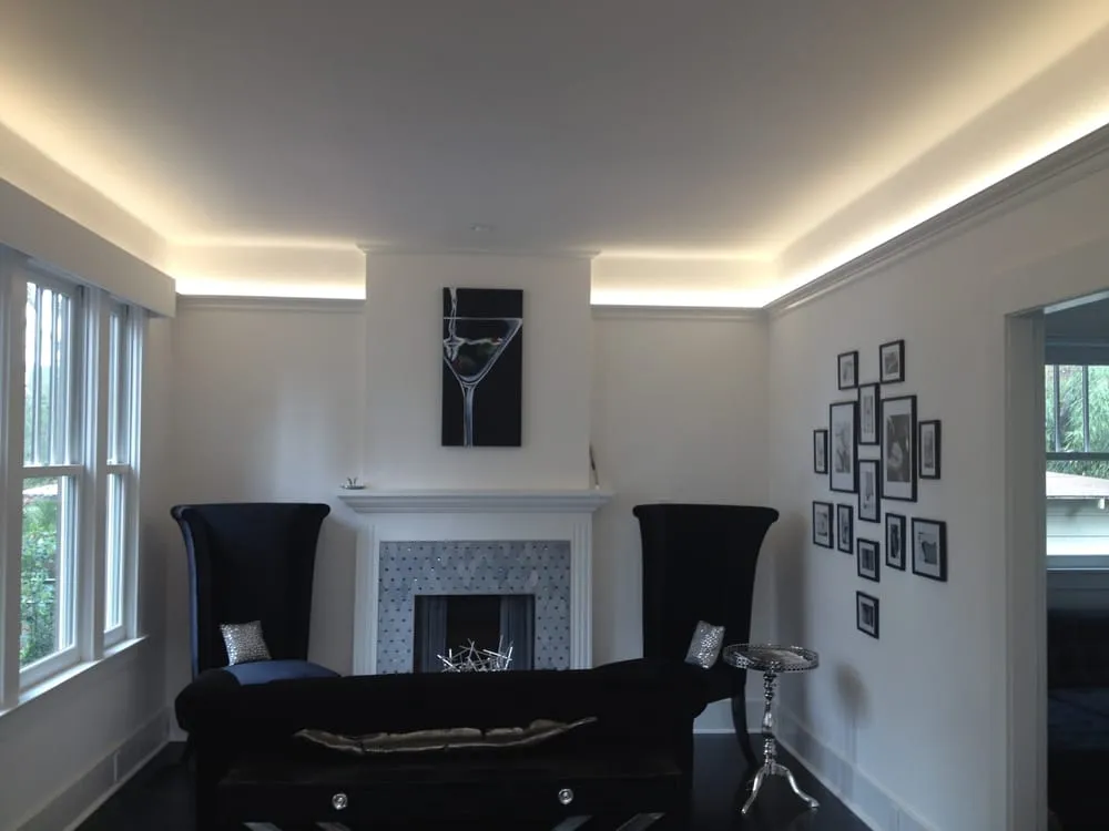 Slide of Lady B Electric