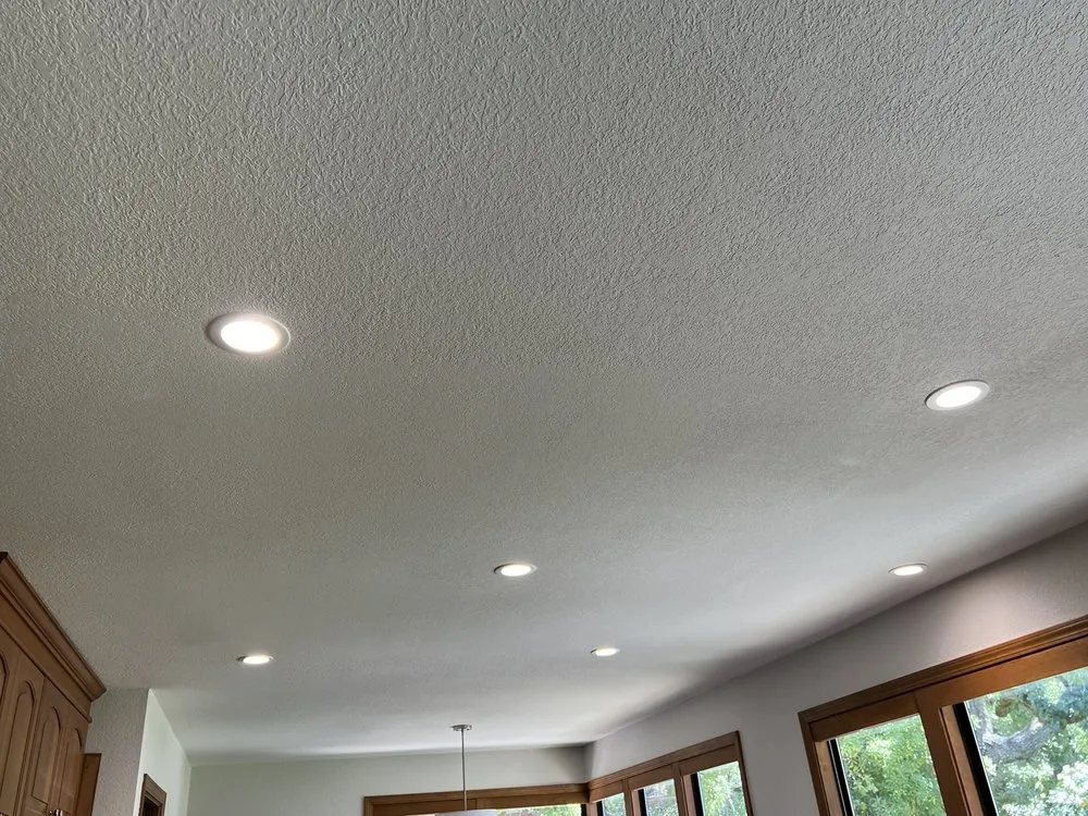 Slide of Lady B Electric