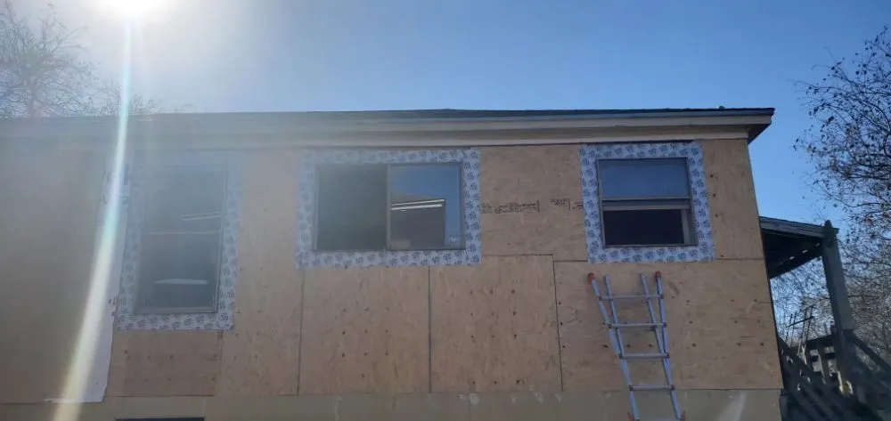 Trusted electrician providing electrical repair in , 