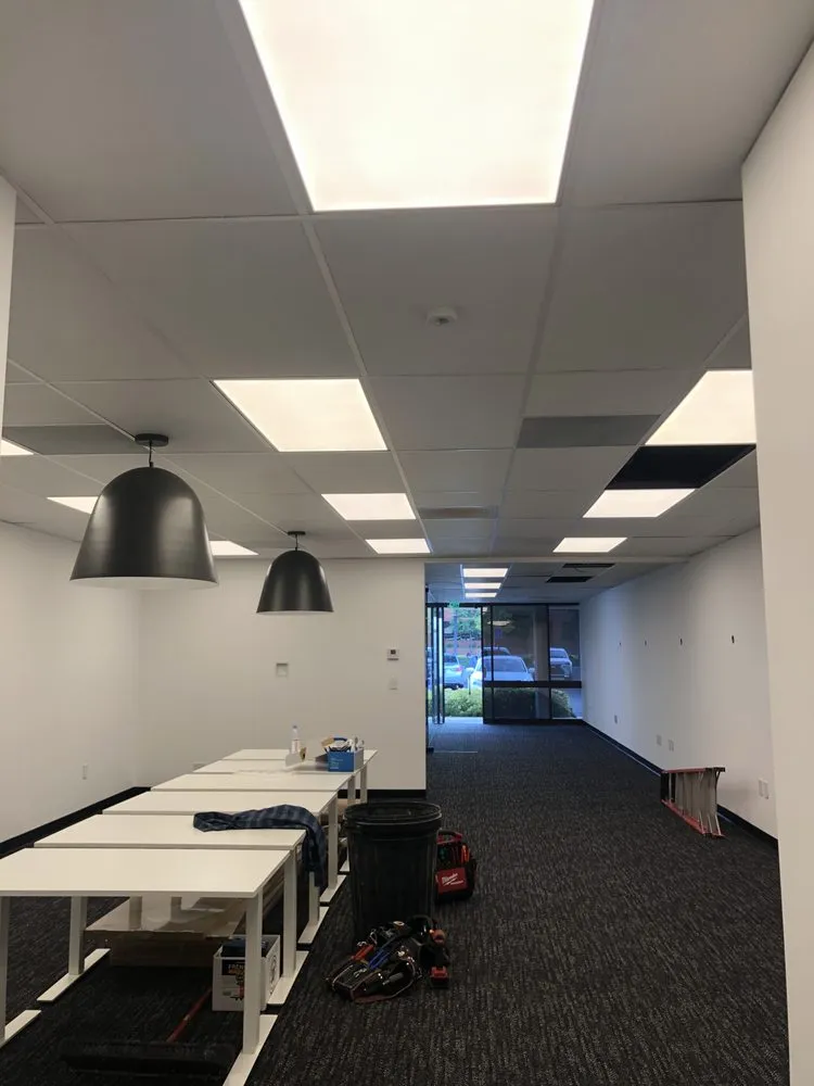 Slide of Laguna Electric