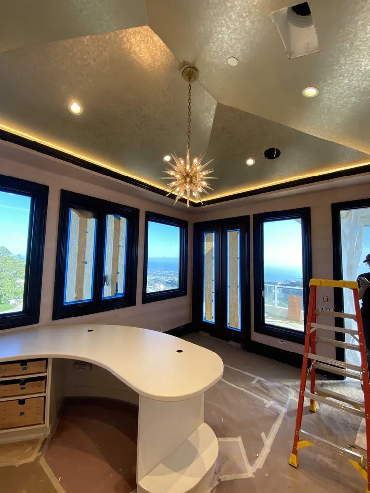 Slide of Laguna Electric