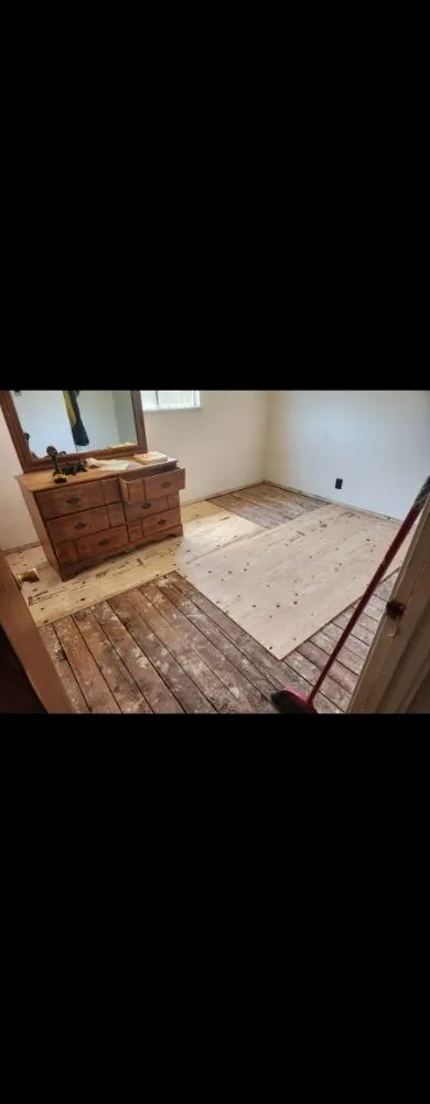 Slide of Laguna Services