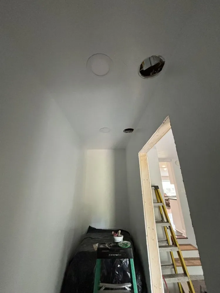 Slide of LAJ Construction