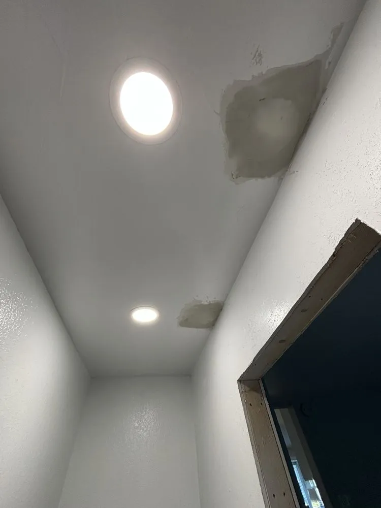 Slide of LAJ Construction