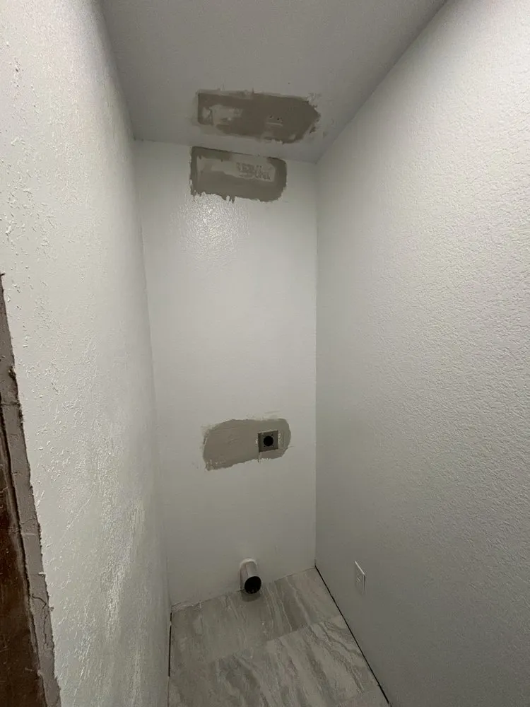 Slide of LAJ Construction