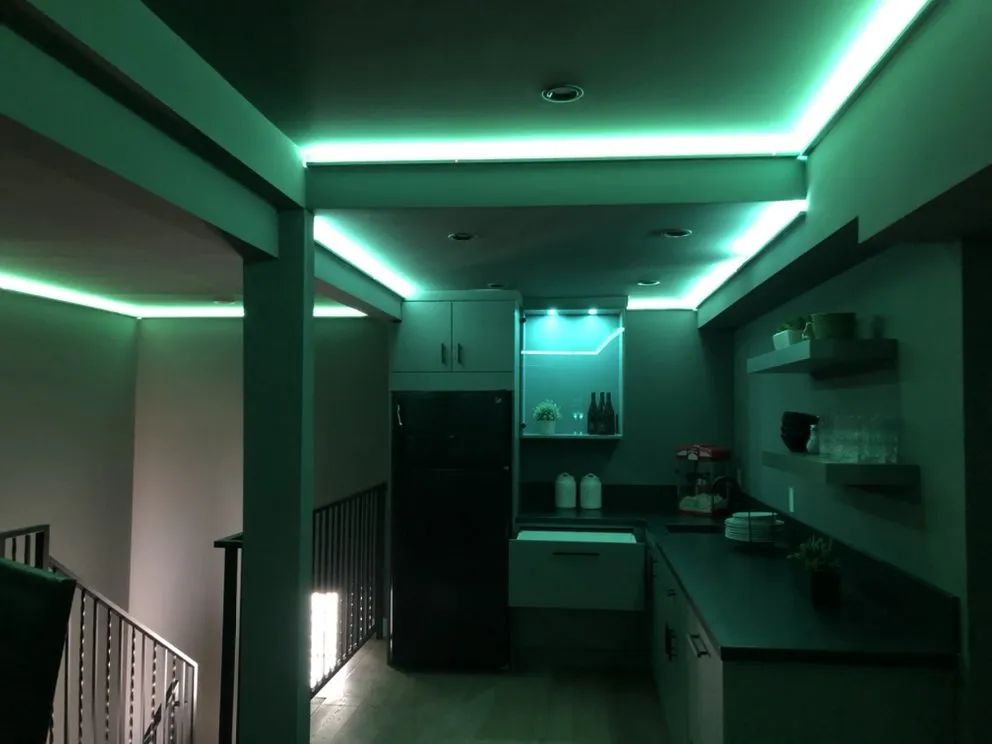 Trusted circuit breaker repair in Sunland, CA by LAK Electric