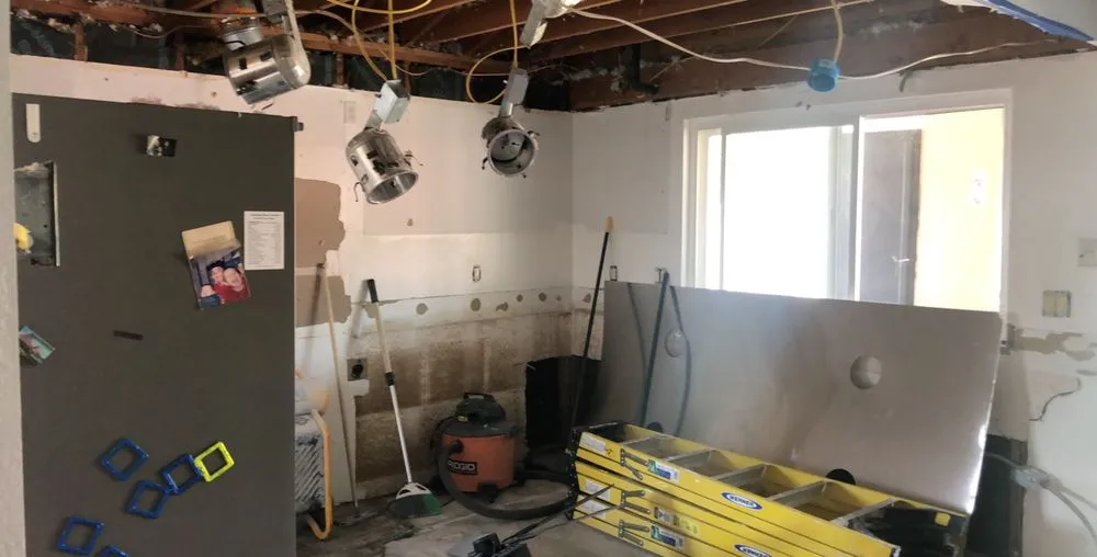 Slide of Lake & Valley Handyman Service