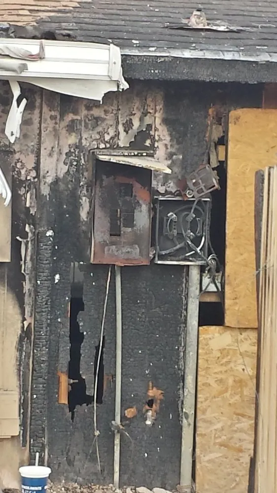 Trusted outlet and switch repair experts serving Surprise, AZ - Lake Electric