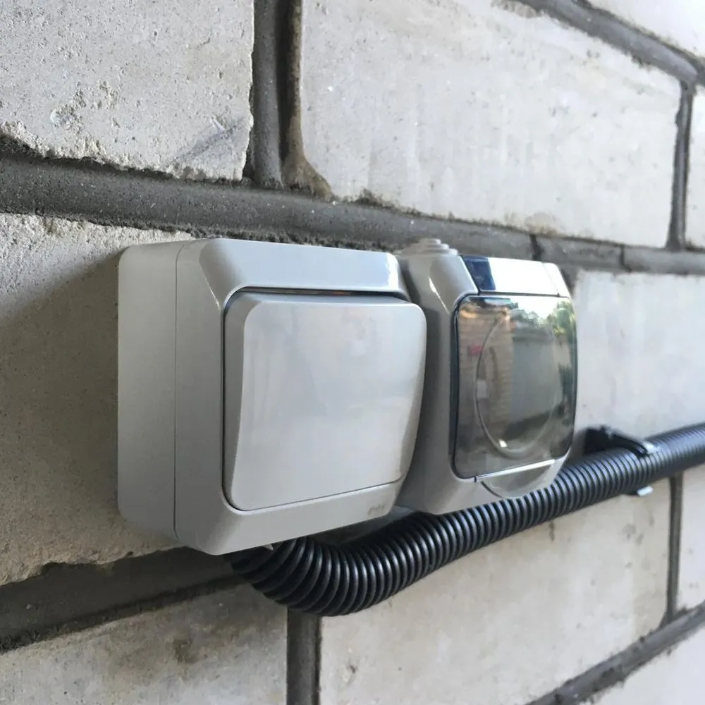 Slide of Lake Forest Electric