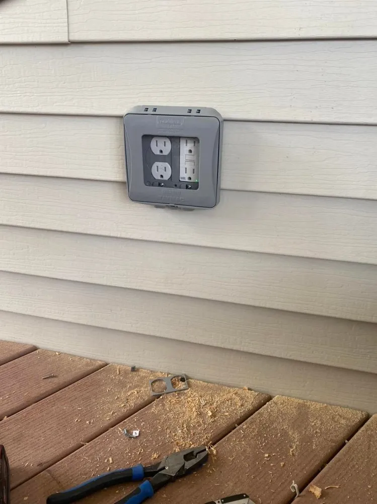 Slide of Lake Forest Electrical